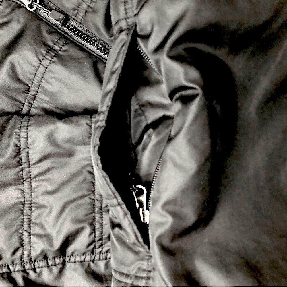 Eddie Bauer Men’s Lightweight Full-Zip Quilted Puffer Jacket Size (XLT) Like NEW - Picture 10 of 14